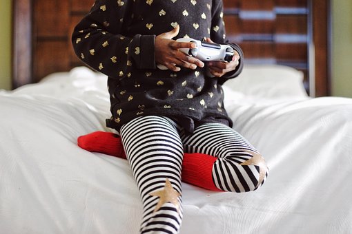 Wearing Compression Stockings during Holiday Travel